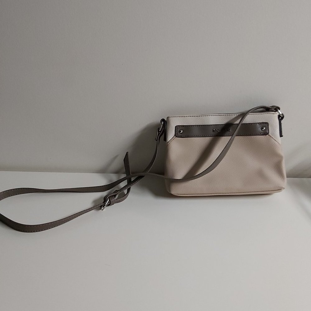 Nine West crossbody Beige purse